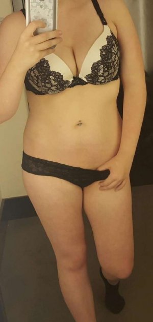 Opaline outcall escort in Jacksonville, AR