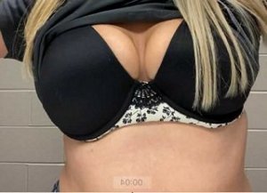 Mathumitha outcall escort in Terre Haute, IN